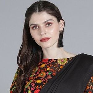 Meet your Posher, Annie d souza